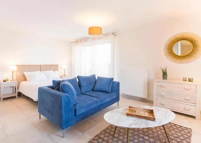Zenao Les Avignon Appart hôtel