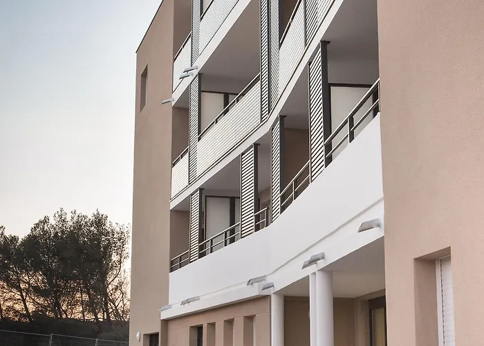 Aparthotel Zenao *